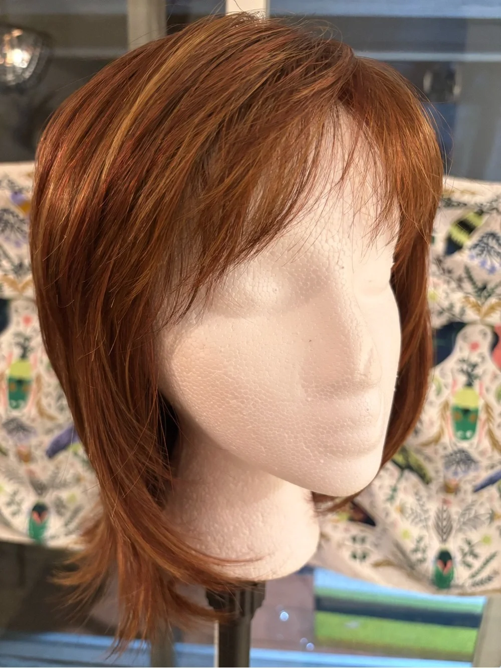 RENE OF PARIS Bailey Synthetic Wig! Mid length Shag! Nearly NEW! Irish Spice!